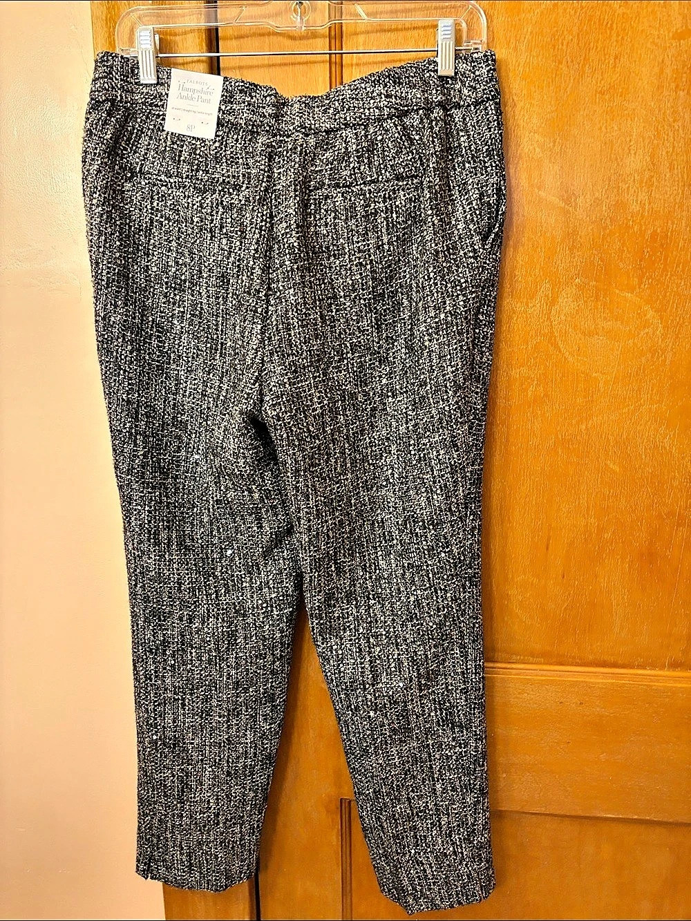 Talbots Hampshire Ankle Pant Tweed Ankle Pants Black & White Size 8P NWT